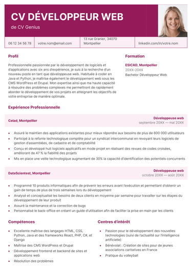 exemple d'un CV développeur web avec photo et de couleur magenta