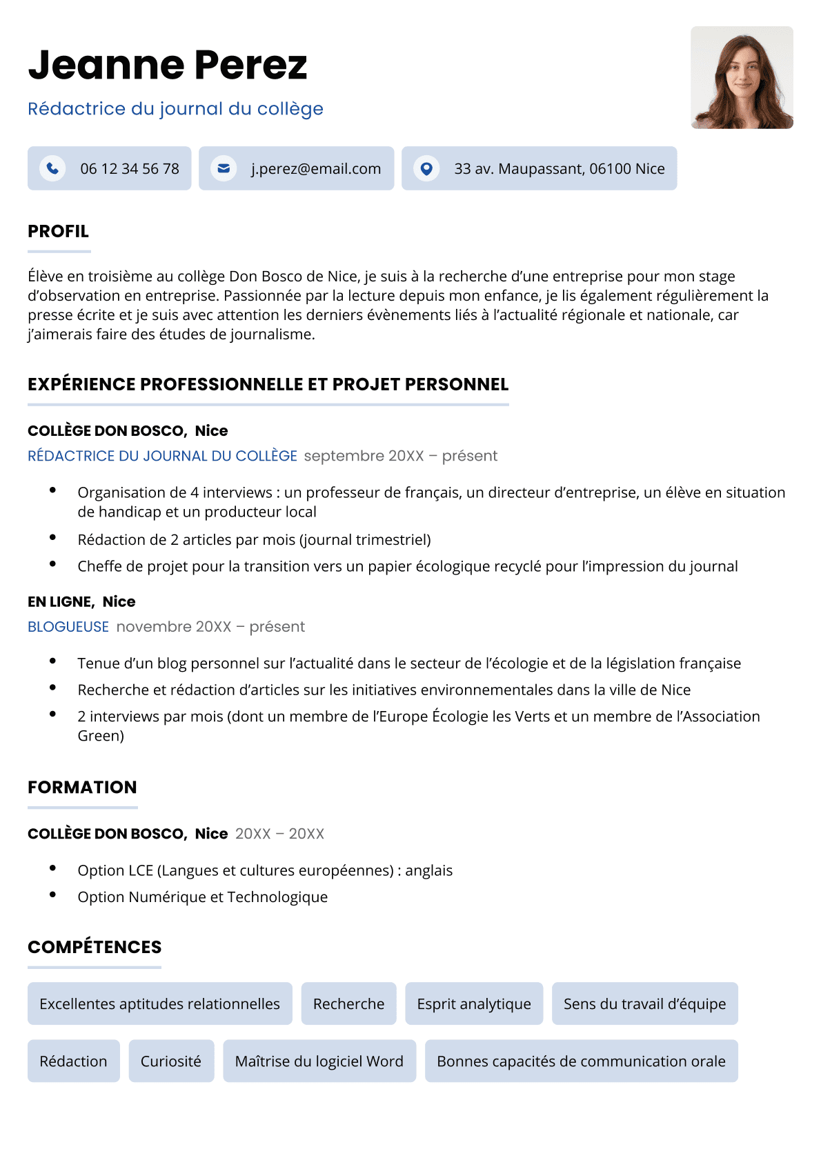 Le modèle de CV « Bruxelles » en bleu marine