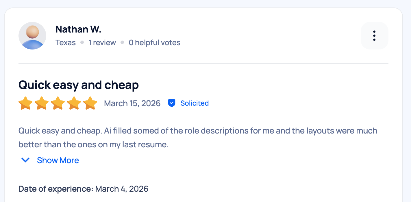 A five-star review of Resume Genius on SmartCustomer.